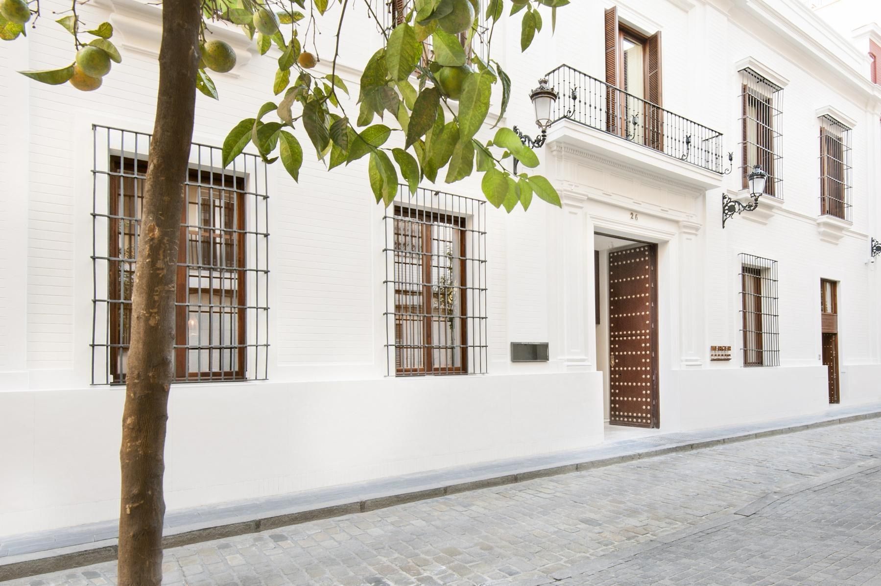 Fachada exterior del Hotel Mercer Sevilla