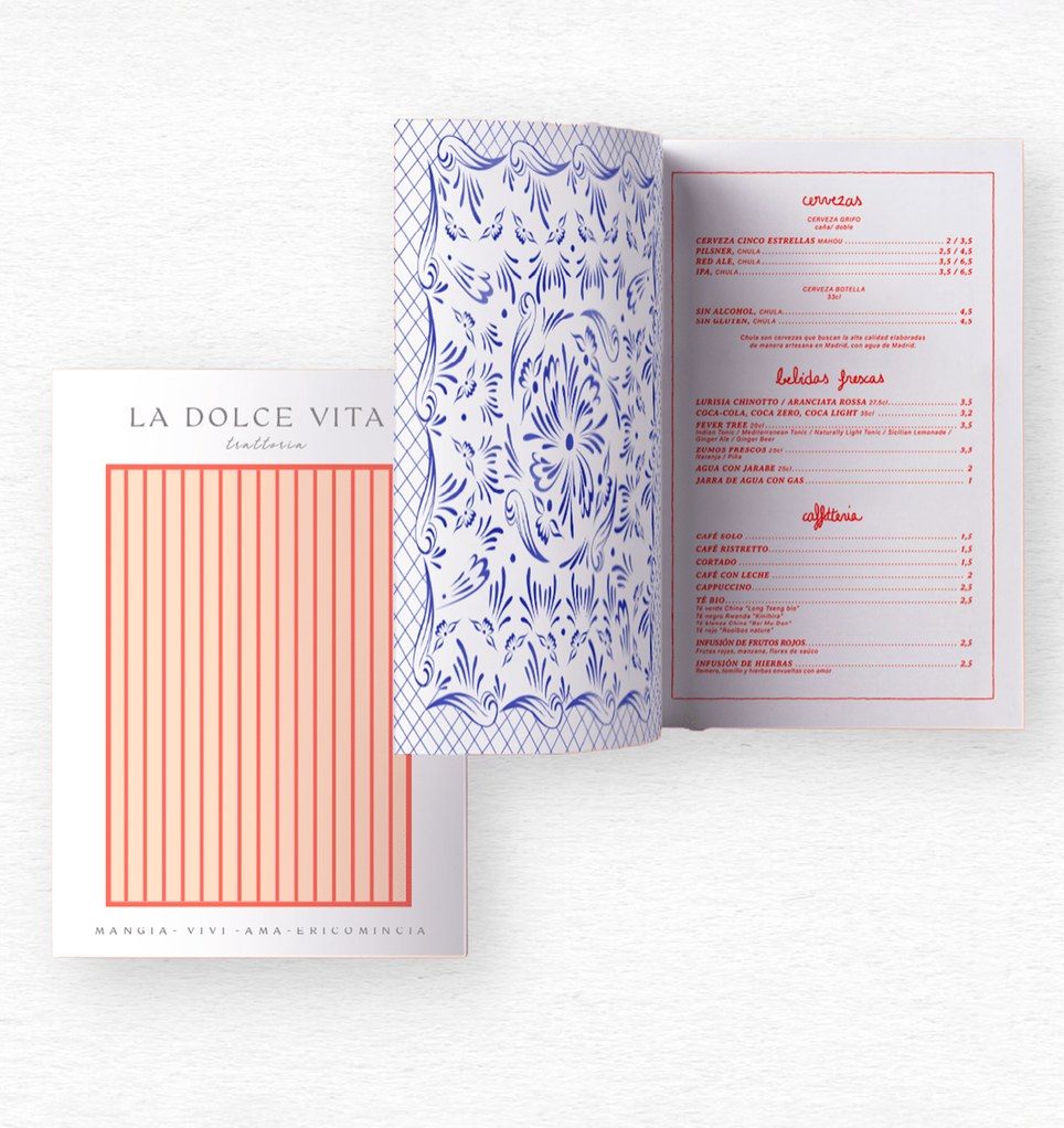 Libreta a rayas naranjas con menú de La Dolce Vita