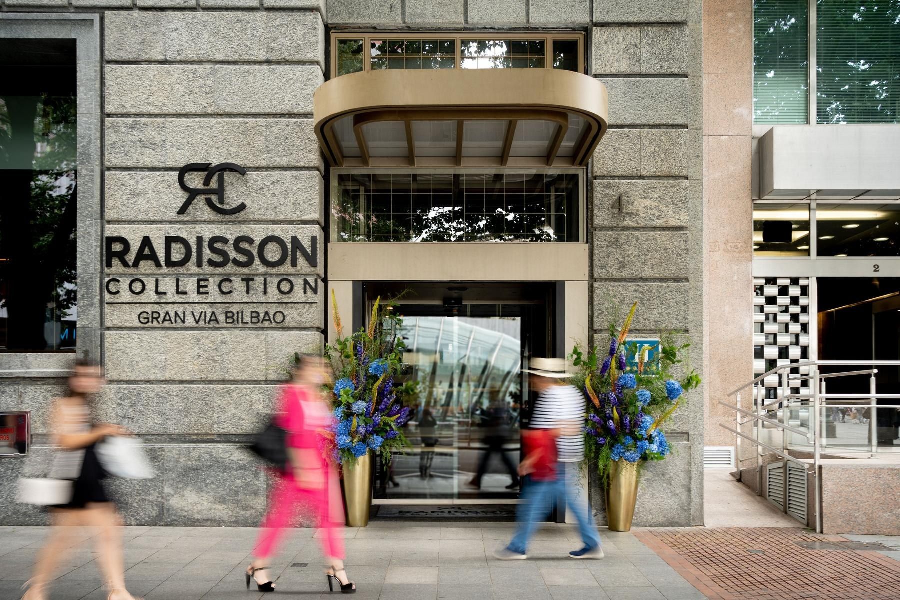 Fachada del Radisson Collection Gran V&iacute;a Bilbao